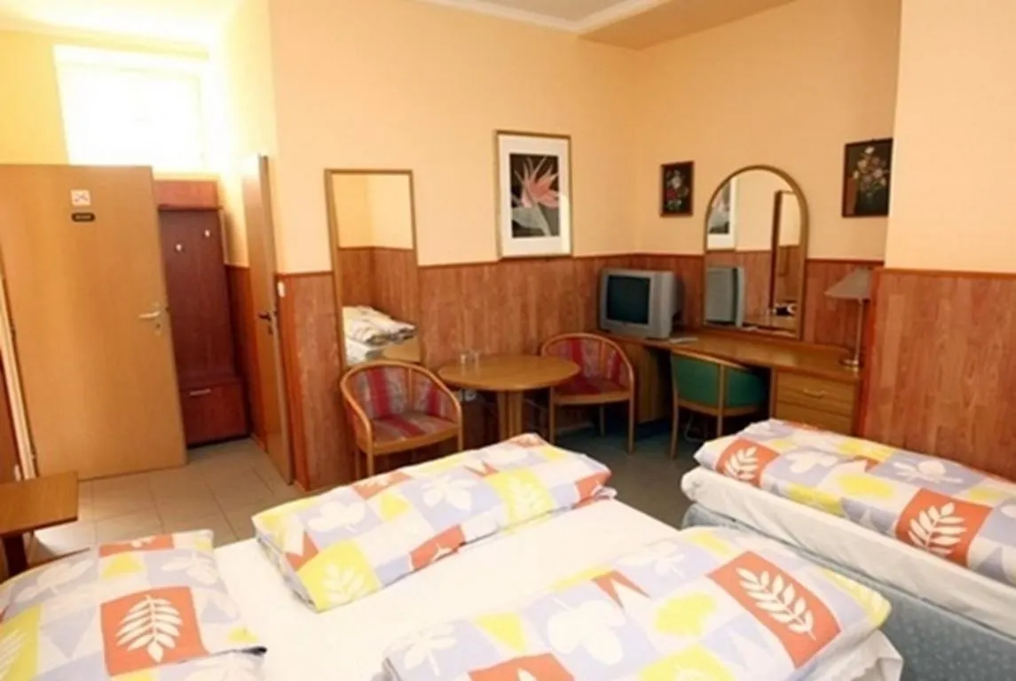 Hotel Turist Motel Eger